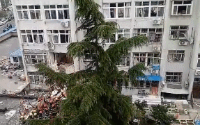 突發(fā)！青島一居民樓發(fā)生爆燃！已造1人死亡，7人受傷！3公里外有震感…